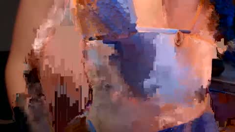 Snapshot of vivienneclement chatting on 03-05-25, 10:43 Vivienne online show from 03-05-25, 10:43