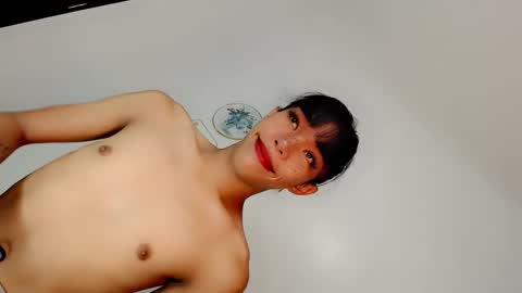 Snapshot of vixen_foxx chatting on 03-01-26, 06:26 vixen online show from 03-01-26, 06:26