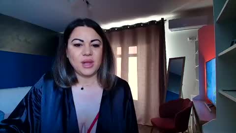 Snapshot of vixenvibesx chatting on 01-30-25, 07:07 vixenvibesx online show from 01-30-25, 07:07