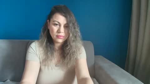 Snapshot of vixenvibesx chatting on 02-23-25, 08:06 vixenvibesx online show from 02-23-25, 08:06