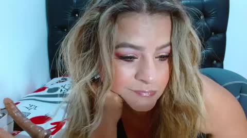 Venus online show from 02-25-25, 01:30