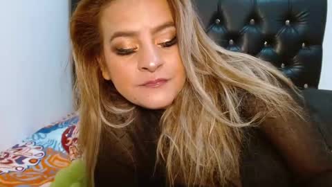 Venus online show from 10-11-25, 11:36