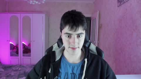 Snapshot of vlad1605 chatting on 01-21-25, 12:39 Martin online show from 01-21-25, 12:39