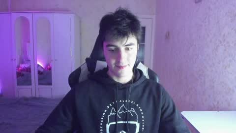 Snapshot of vlad1605 chatting on 02-07-25, 04:59 Martin online show from 02-07-25, 04:59