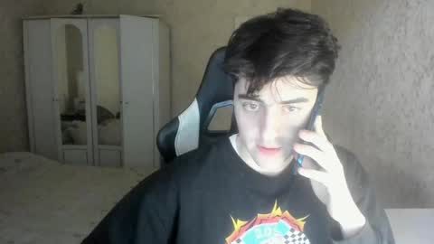 Snapshot of vlad1605 chatting on 10-24-25, 11:50 Martin online show from 10-24-25, 11:50