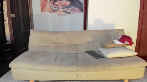 Snapshot of vlad__night chatting on 02-18-26, 03:35 Vlad online show from 02-18-26, 03:35