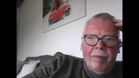 Snapshot of volkeronly chatting on 02-05-25, 01:22 volkeronly online show from 02-05-25, 01:22