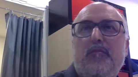 Snapshot of volpi72 chatting on 11-03-25, 05:25 volpi72 online show from 11-03-25, 05:25