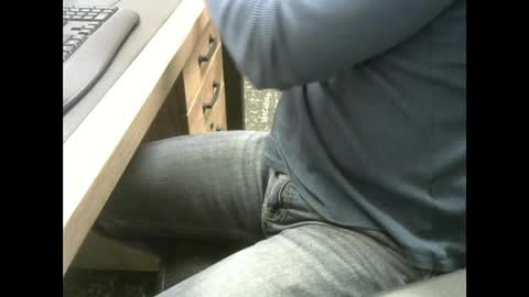 voterki796 online show from 12-10-24, 03:33