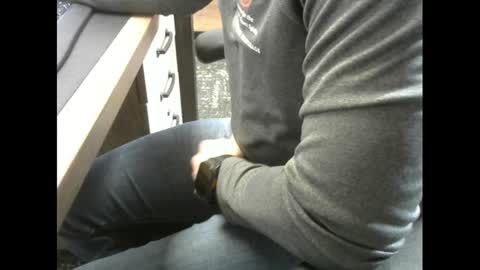 voterki796 online show from 02-03-25, 07:10