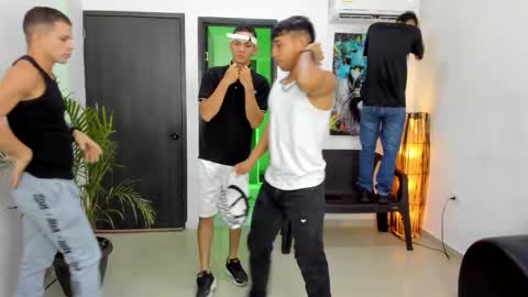 voyeurism_guys online show from 11-10-25, 11:04