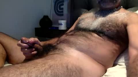 Enjoy guys of all ages if you are not on cam please dont ask for requests if i dont respond dont think im ignoring you i online show from 11-26-25, 03:57