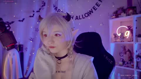 vronnier online show from 11-06-25, 11:00