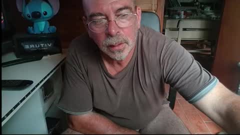 oscar online show from 09-13-25, 02:06