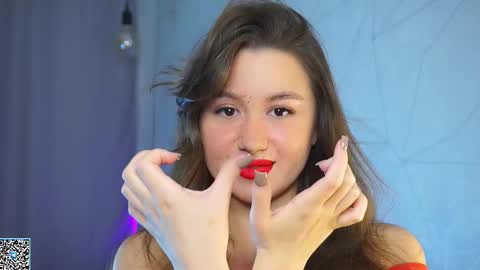 Snapshot of vvilly_wonka chatting on 10-31-25, 02:01 Ethal - thank you for thumb up online show from 10-31-25, 02:01