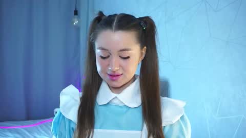 Snapshot of vvilly_wonka chatting on 11-11-25, 01:49 Ethal - thank you for thumb up online show from 11-11-25, 01:49