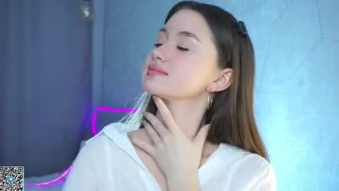 Snapshot of vvilly_wonka chatting on 11-12-25, 01:39 Ethal - thank you for thumb up online show from 11-12-25, 01:39