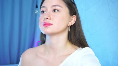 Snapshot of vvilly_wonka chatting on 12-15-25, 01:43 Ethal - thank you for thumb up online show from 12-15-25, 01:43