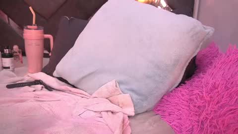 Violeta online show from 03-01-25, 09:18