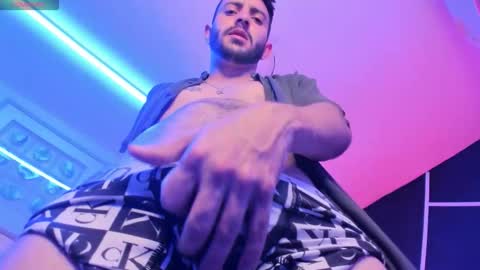 Snapshot of vynny_blacke_ chatting on 10-17-25, 11:51 Vynny Blacke online show from 10-17-25, 11:51