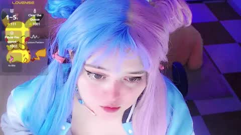 Snapshot of waifumochi_chan chatting on 10-04-25, 03:26   online show from 10-04-25, 03:26