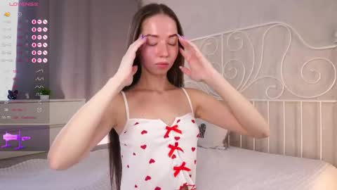  Lina online show from 09-21-25, 04:47