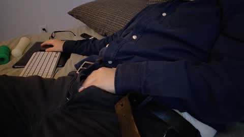 I love the ol in-n-out  online show from 10-23-25, 08:29