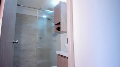 Snapshot of wandathompson_ chatting on 01-13-25, 05:12 Wanda online show from 01-13-25, 05:12