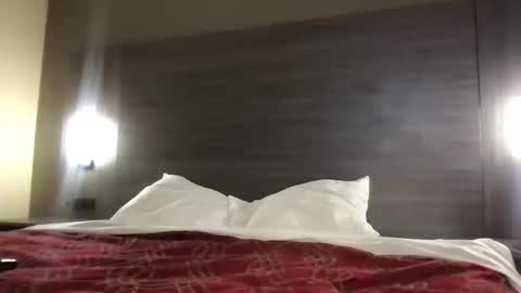 Snapshot of wanderlustgaal chatting on 10-11-25, 02:11 wanderlustgaal online show from 10-11-25, 02:11