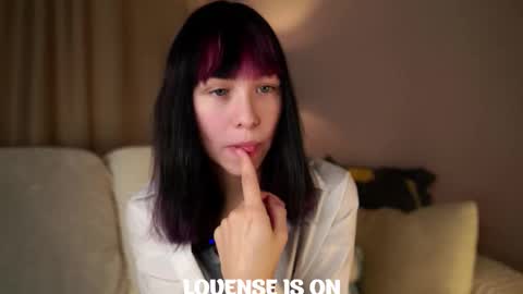 Snapshot of wanettabal chatting on 10-03-25, 10:45 Betti online show from 10-03-25, 10:45