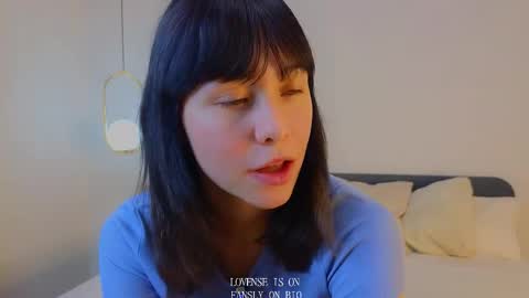 Snapshot of wanettabal chatting on 11-13-25, 01:37 Betti online show from 11-13-25, 01:37