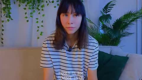 Snapshot of wanettabal chatting on 11-17-25, 02:28 Betti online show from 11-17-25, 02:28