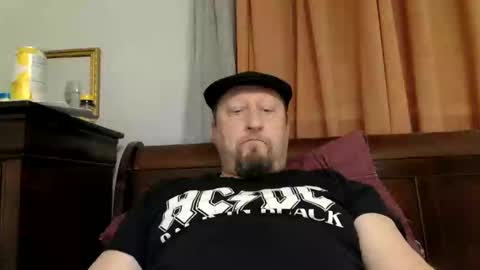 Snapshot of wantstoperform chatting on 01-11-25, 01:59 wantstoperform online show from 01-11-25, 01:59