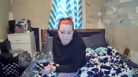 warwhore24 online show from 12-31-24, 08:02