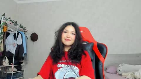 Snapshot of wastforu chatting on 02-26-25, 01:19 wastforu online show from 02-26-25, 01:19