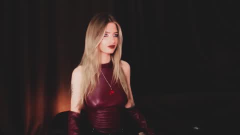 Snapshot of waterfallwoods chatting on 11-11-25, 08:25 waterfallwoods online show from 11-11-25, 08:25