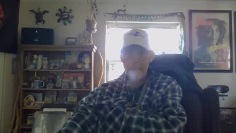 Snapshot of waterfire420 chatting on 01-13-25, 09:09 waterfire420 online show from 01-13-25, 09:09