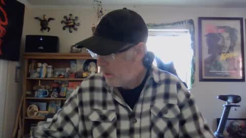 Snapshot of waterfire420 chatting on 01-15-25, 09:41 waterfire420 online show from 01-15-25, 09:41