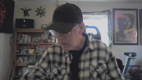 Snapshot of waterfire420 chatting on 01-17-25, 11:29 waterfire420 online show from 01-17-25, 11:29