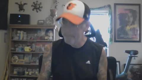 Snapshot of waterfire420 chatting on 01-25-25, 11:11 waterfire420 online show from 01-25-25, 11:11