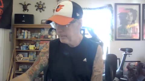 Snapshot of waterfire420 chatting on 02-19-25, 08:10 waterfire420 online show from 02-19-25, 08:10