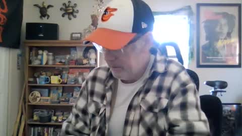 Snapshot of waterfire420 chatting on 02-26-25, 08:33 waterfire420 online show from 02-26-25, 08:33