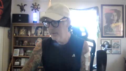 Snapshot of waterfire420 chatting on 10-17-25, 10:23 waterfire420 online show from 10-17-25, 10:23