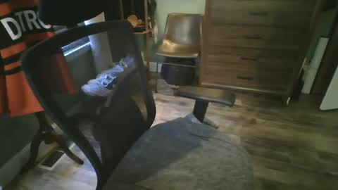 wazooforty2 online show from 02-07-25, 06:13