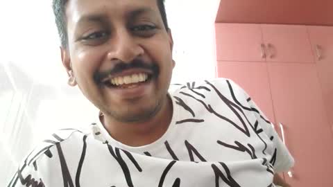 sexyguy online show from 09-09-25, 07:19