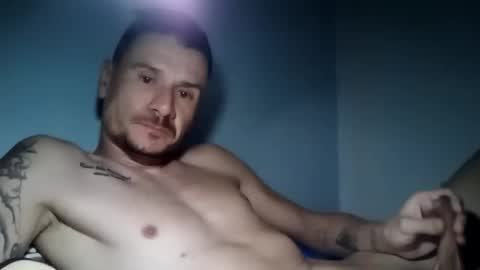 Snapshot of weci77 chatting on 11-28-25, 11:18 weci77 online show from 11-28-25, 11:18