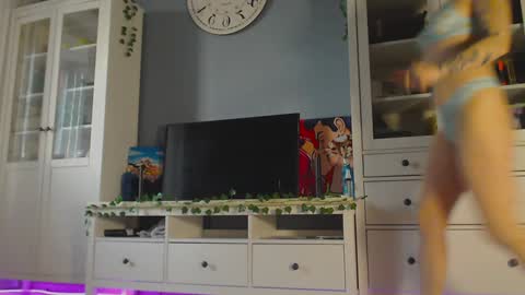  moon  online show from 12-04-24, 12:03