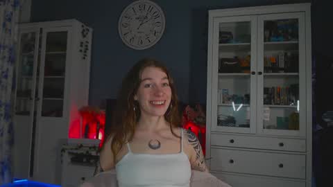  moon  online show from 02-05-25, 02:59