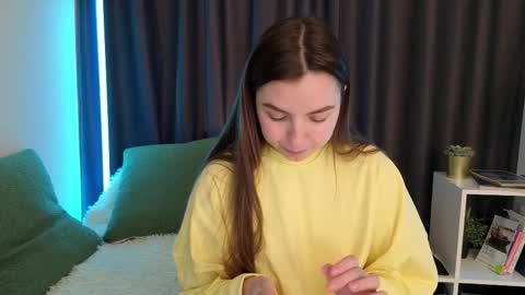 Weird Bird online show from 03-12-26, 03:23