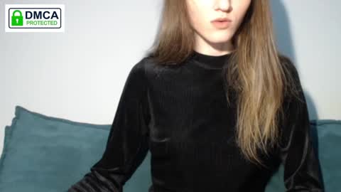 Snapshot of weltmilen chatting on 01-27-25, 08:28 Milena online show from 01-27-25, 08:28